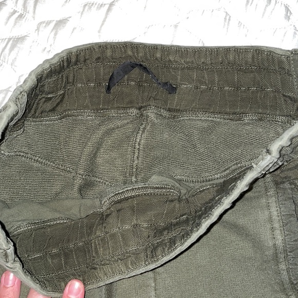 Haider Ackerman Medium army green crop pant - Picture 3 of 5
